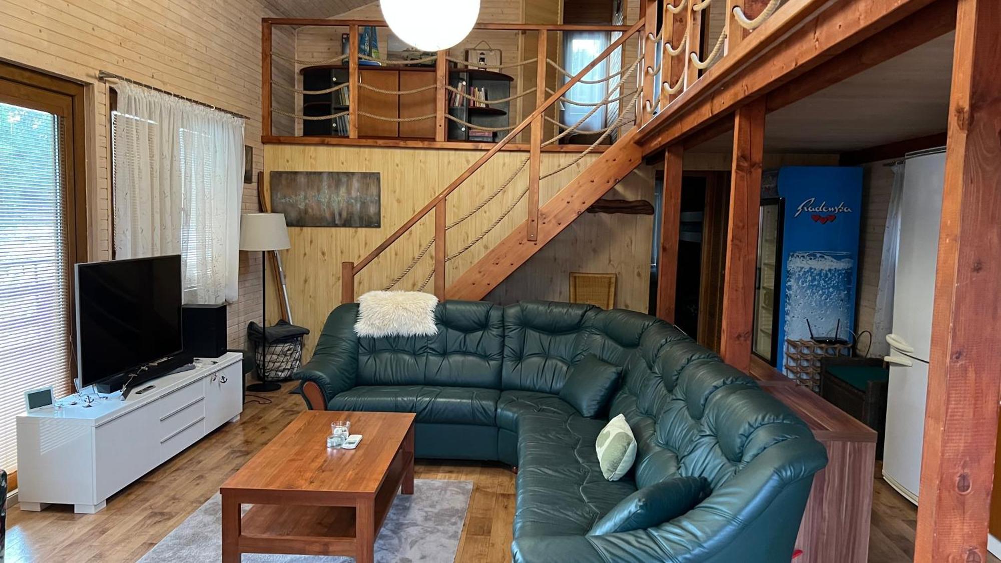 Houseboat - Beacon Of Happiness Hotel Bratislava Exterior foto